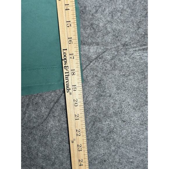 Tommy Hilfiger Shorts Men's XXL Green Chino Classic Fit Golf Flag Logo Preppy - Picture 4 of 6